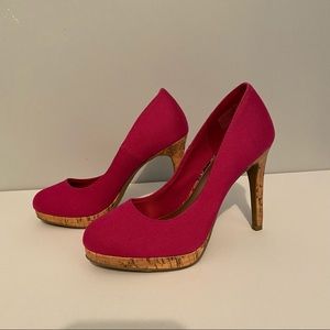 Fioni Pink Fuchsia Heels Size 6